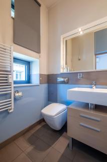 Modern yet Rustic Style City Centre Apt 2BR/2BTH - Sofia - 8
