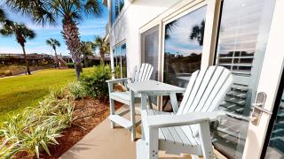 Beach Manor 0111 - 7