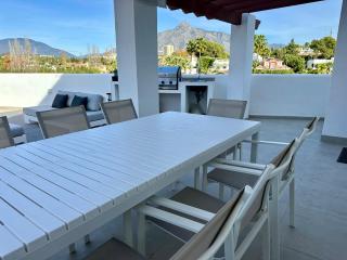 4 bedroom duplex Penthouse Califa - 8