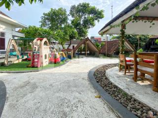 CBG INN RedPartner near Stasiun Solo Balapan - Kadiporo - 4