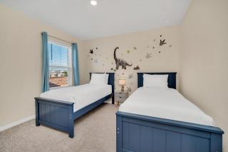 7655 Oakmoss Loop - Loughman - 6