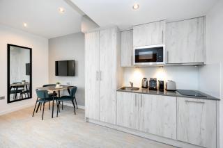 Staycity Aparthotels Liverpool Waterfront - Liverpool - 8