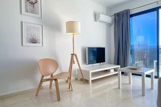 Phaedrus Living: Byzantium Modern City Flat - 3