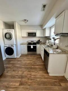 Modern 2-story apt w/ high speed Wi-Fi & Patio! - Charlotte - 4