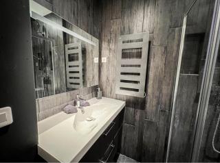 Suite luxueuse avec jardin privatif et jacuzzi - París - 4