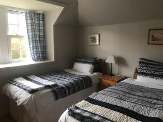 Calgary Farmhouse - 6