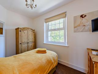 3 Bed in Aldwick 83115 - Bognor Regis - 2