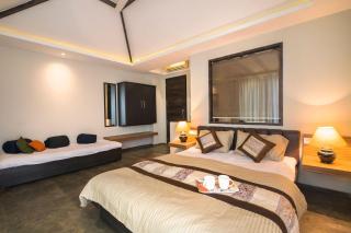 StayVista's Villa Maira - Hill-View & Pet-Friendly Villa with Modern Interiors - Lonavala - 4