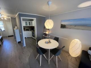 FeWo Ariosa - 4 Personen, Terrasse, Sauna, Garten - Born - 7