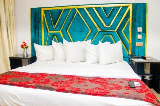 Suru Express Hotel - Suru Lere - 4