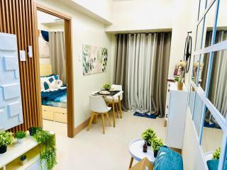 Stylist Luxe Condo near Mall of Asia - Shore 3 - 6