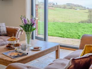 5 Bed in Tiverton 48151 - Cadeleigh - 1