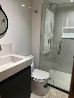 Frente Mar na rua do show da virada Apartamento de Luxo com Banheira - 1