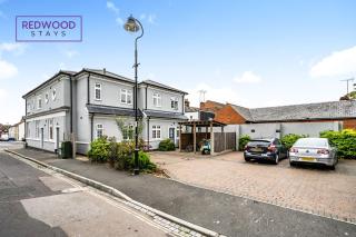 Brand New 1 Bed 1 Bath, Modern Town Center Apartment, Netflix By Redwood Stays - 3