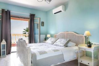 Astounding Seafront Kefalonia Villa 3 Bedrooms Villa Alegria Private Pool Amazing Sea Views Minies - Kefalonia - 1