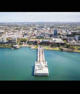Manhattan on Moorabool - Heritage Listed Geelong CBD - 9