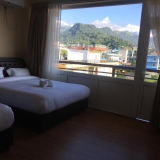 Hotel Sheron Lilyland - Pokhara - 4
