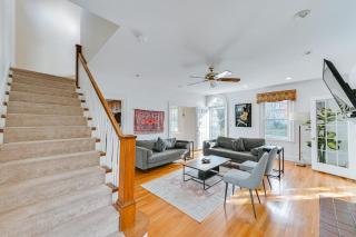 Home with Backyard about 2 Mi to Downtown Lexington! - Lexington - 6