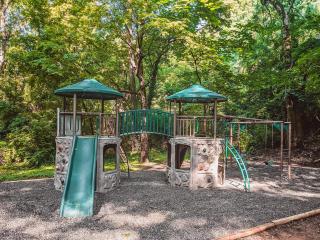 Meg Cabin Tiny Rustic Comfort On Lookout Mtn - Chattanooga - 8