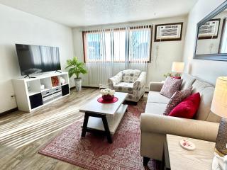 Charming Retreat in Marion, Iowa! - 9