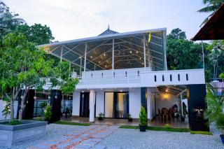 LOVESHORE Homestay - Kollam - 2