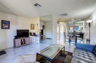 Walk to Dtwn Palm Springs: Condo w/ Pool Access - 3