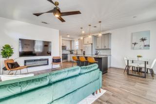 Modern Pensacola Vacation Home with Private Pool! - Pensacola - 6
