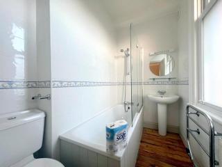 Sutton Studio Apartments - Cheam - 3