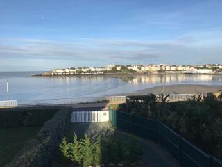 Vue imprenable sur la mer, ROYAN plage de PONTAILLAC, 4chambres 2 à 8 personnes - Royan - 0
