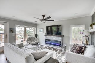 Bay St Louis Home with Private Dock and Kayaks! - Shoreline Park - 0