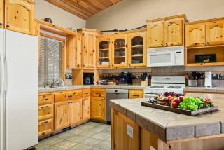 Snowy Evening Lodge - Big Bear Lake - 6
