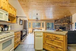 Snowy Evening Lodge - Big Bear Lake - 3