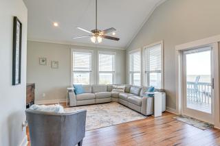 Gorgeous Galveston Bay Home with Private Pool! - Galveston - 7