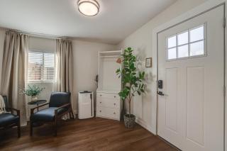 Charming Chandler Retreat with Furnished Patio! - Chandler - 6