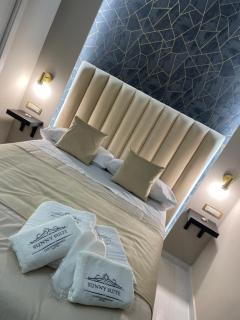 Sunny Suite Napoli - Naples - 8