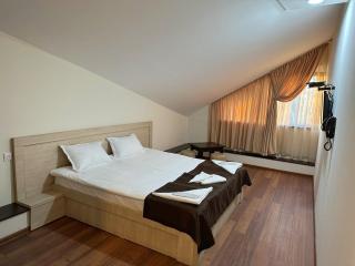 Hotel Imperial - Tbilisi - 9