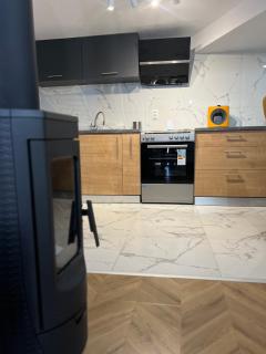 Mavrovo Square One Bedroom APARTMENT - 4