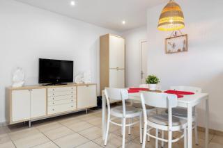 Hauzify I Apartament Llevant - Santa Susanna - 3