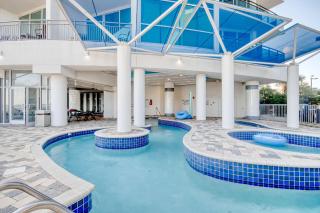 Huge Ocean Front Condo, Amazing Views - Myrtle Beach - 9