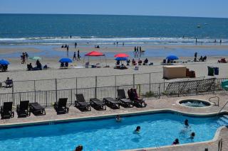 Huge Ocean Front Condo, Amazing Views - Myrtle Beach - 8