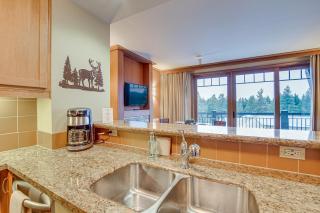 Pet-Friendly Cle Elum Condo - Hike, Ski and Relax! - Cle Elum - 2