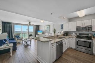 Pelican Beach Resort by Tufan - Destin - 3