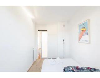 Bright 2 Bed Apt in Cannes, 10 min to Palais - Cannes - 2