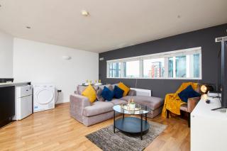 Perfect for Relocation & Business - 4 Beds, 2 Bath - FREE WiFi - Leeds - 8