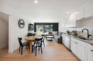 Coastal Living at its Finest Pacific Beach - San Diego - 1