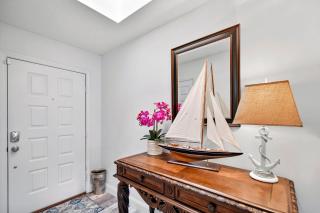 Serenity Lake Cottage - Glynn Haven - 7