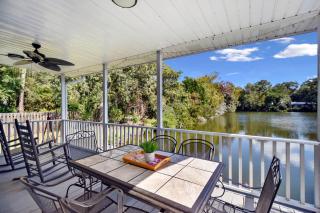 Serenity Lake Cottage - Glynn Haven - 9
