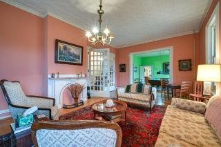 Historic Chambersburg Home with Pool and Game Rooms! - Chambersburg - 6
