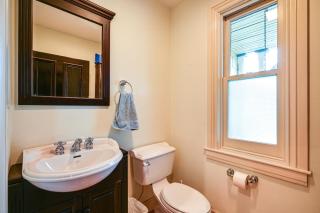 Historic Chambersburg Home with Pool and Game Rooms! - Chambersburg - 4