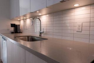 Beachside Bliss 1BR Oasis + Pool in Ft Lauderdale - Fort Lauderdale - 4